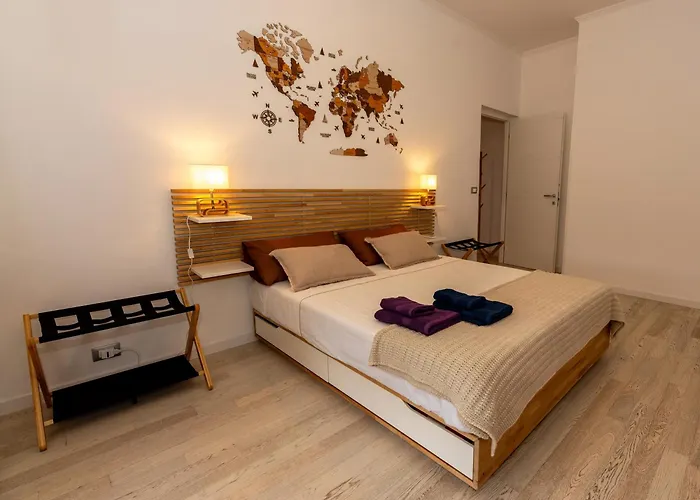 Wood Apartment - Rome Battistini